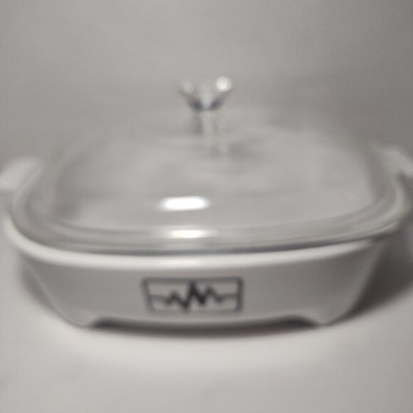 Corning Ware Brown ’N Sear 1.5 Qt Casserole w/ Pyrex Lid –Looks Unused RARE LINE - Picture 4 of 12
